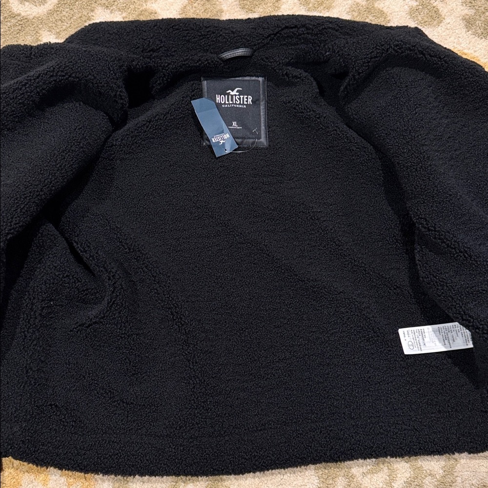 Hollister Womens Vegan Leather Sherpa Lined Biker Jacket XL NWT - Picture 9 of 12